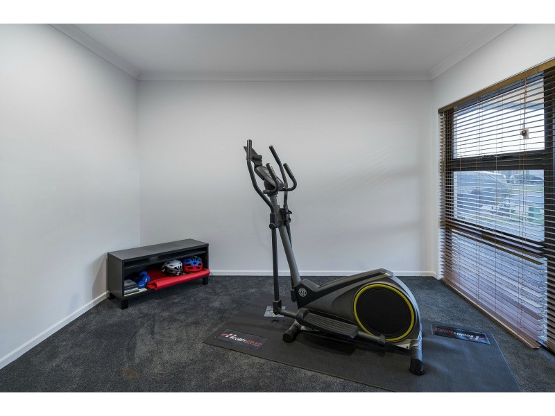 71 Ningaloo Drive, Pimpama QLD 4209