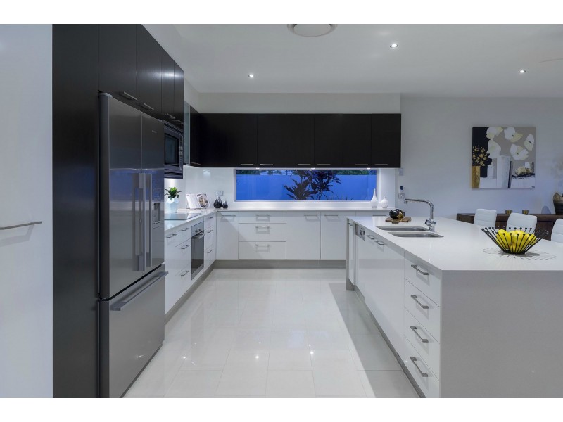 2091 The Circle, Hope Island QLD 4212