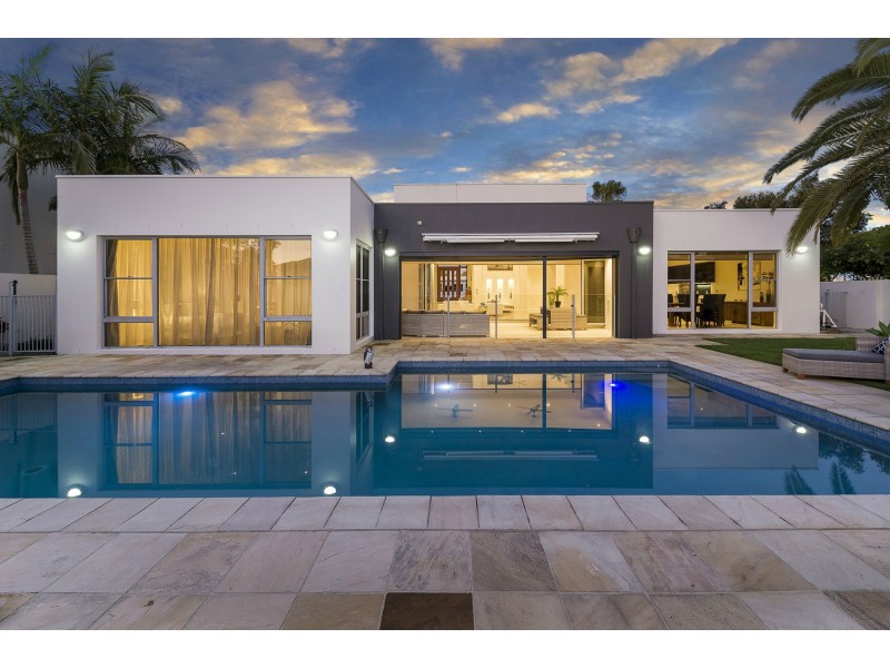 2091 The Circle, Hope Island QLD 4212