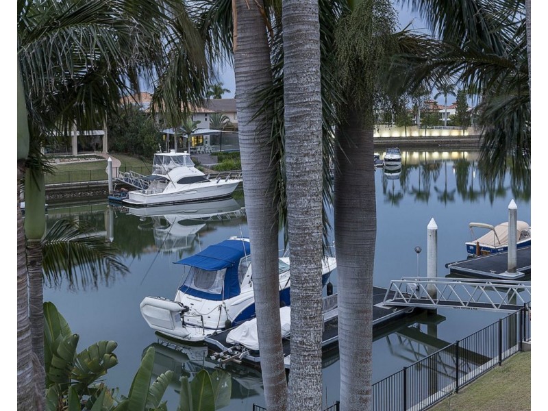 2164 Beaufort Way, Hope Island QLD 4212