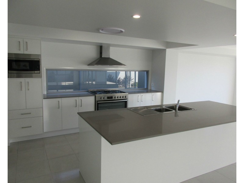 Hope Island QLD 4212