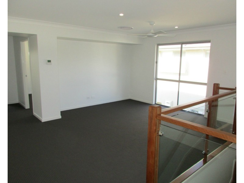 Hope Island QLD 4212