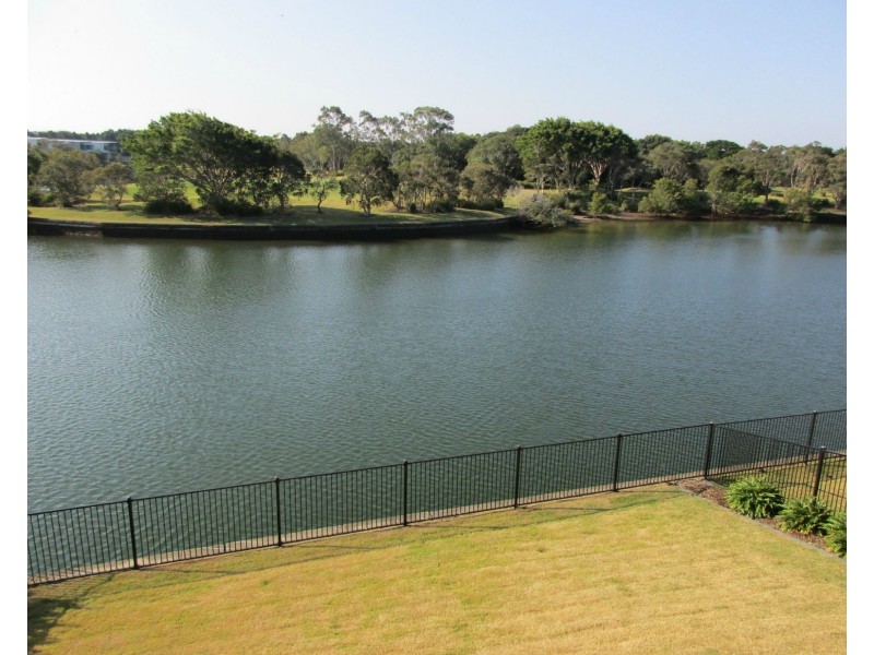 Hope Island QLD 4212