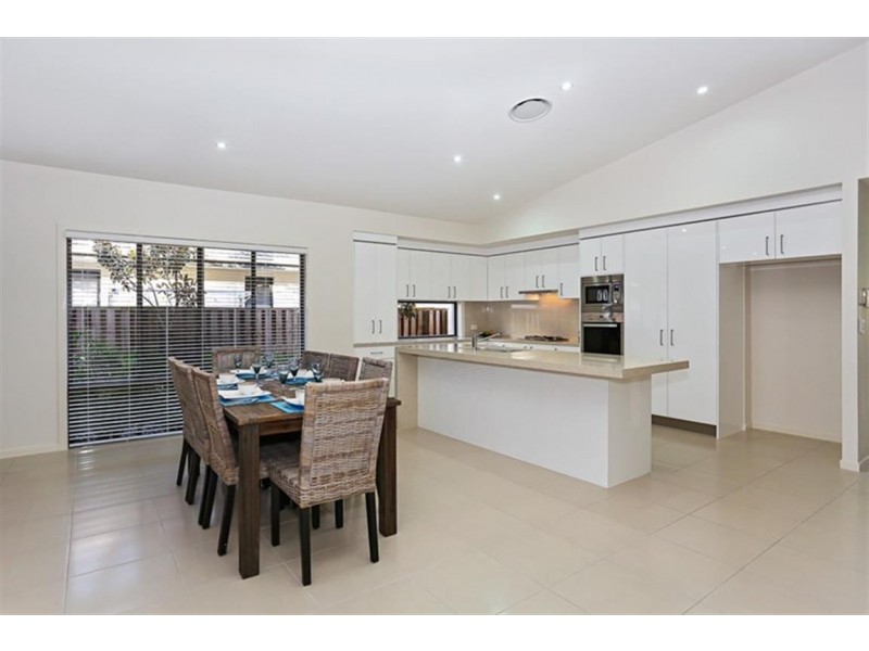 16 Bunderoo Circuit, Pimpama QLD 4209