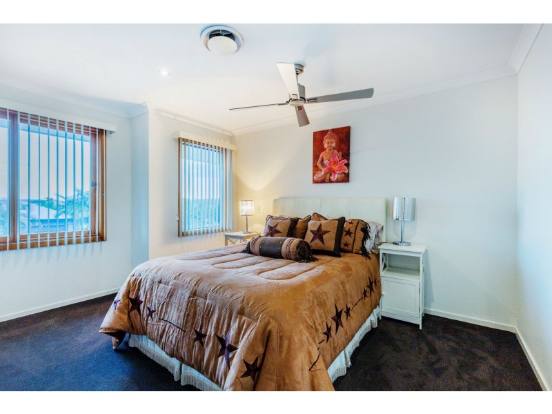 80 Southaven Drive, Helensvale QLD 4212