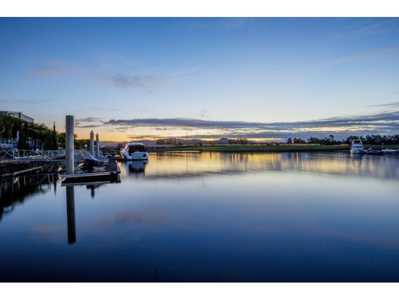 80 Southaven Drive, Helensvale QLD 4212