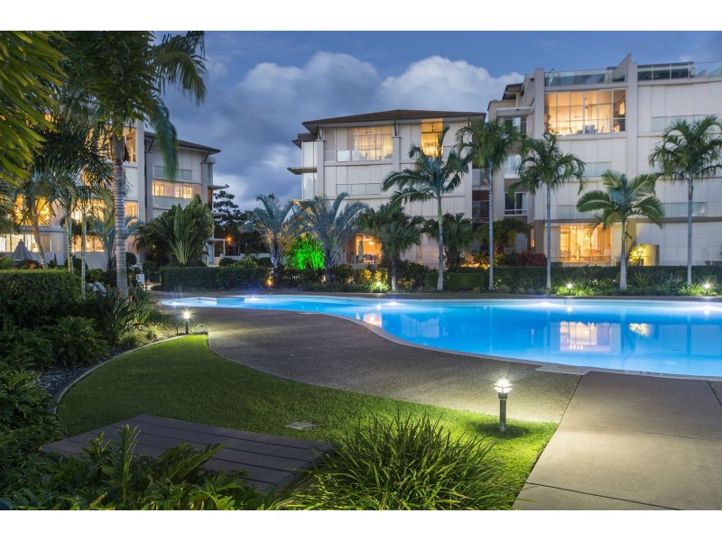 1725/1 Rialto Quay Drive, Hope Island QLD 4212