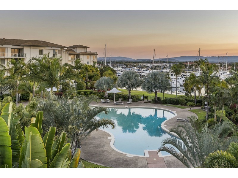 1725/1 Rialto Quay Drive, Hope Island QLD 4212