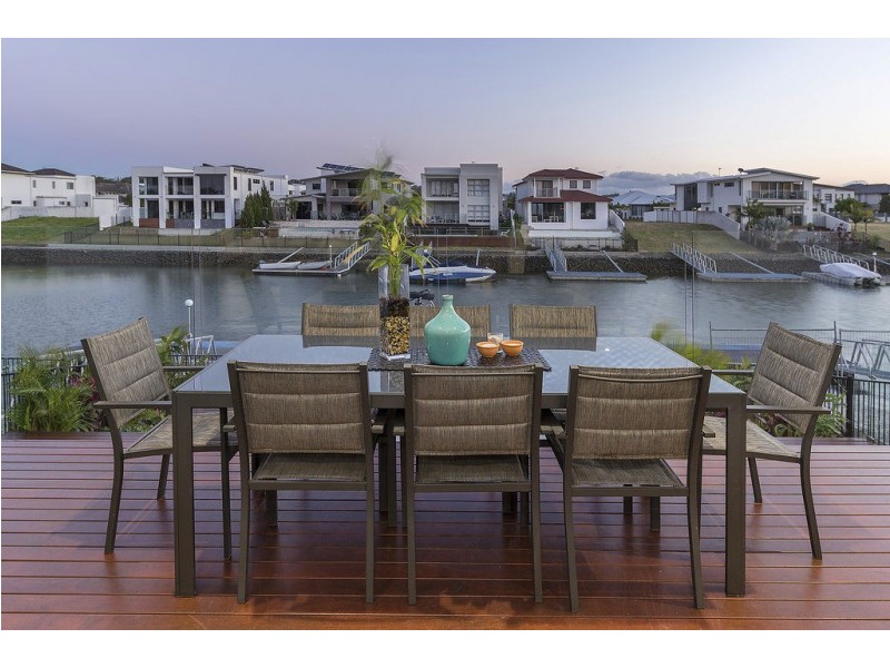 74 River Links Boulevard East, Helensvale QLD 4212