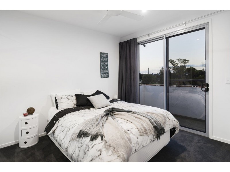 74 River Links Boulevard East, Helensvale QLD 4212