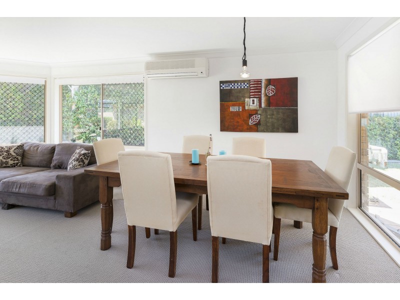 4 Greenwood Court, Helensvale QLD 4212