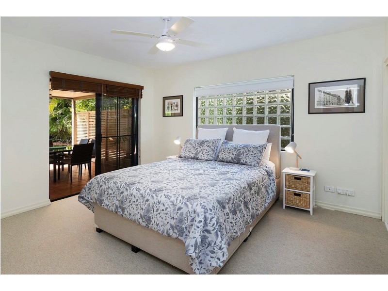 3266 Palladian Drive, Hope Island QLD 4212
