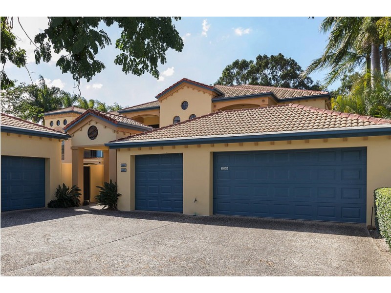 3266 Palladian Drive, Hope Island QLD 4212