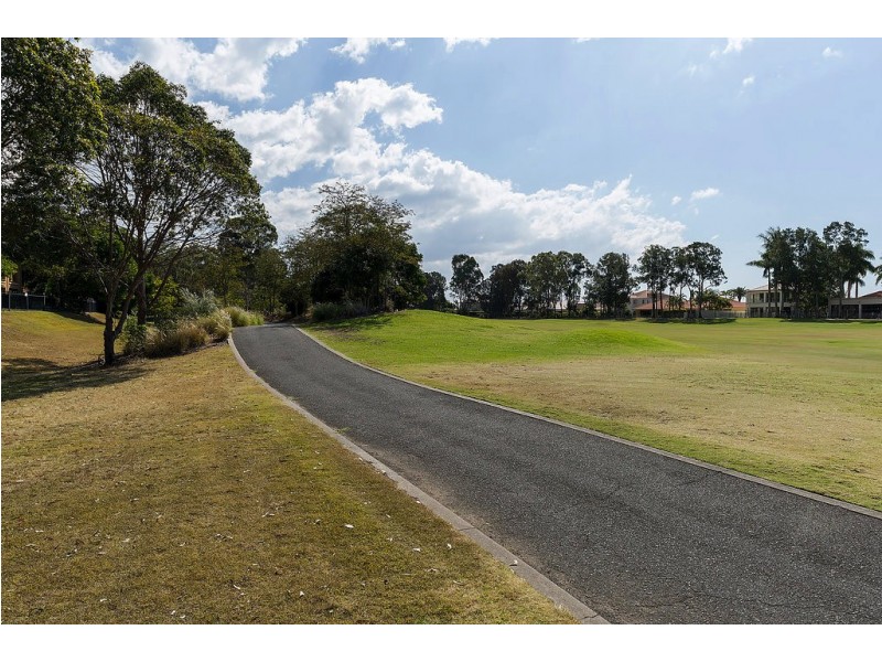3266 Palladian Drive, Hope Island QLD 4212