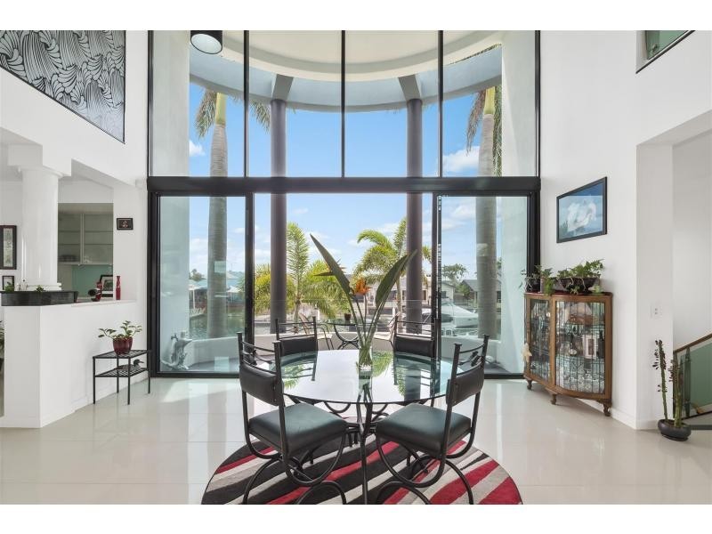 103 Tradewinds Avenue, Paradise Point QLD 4216