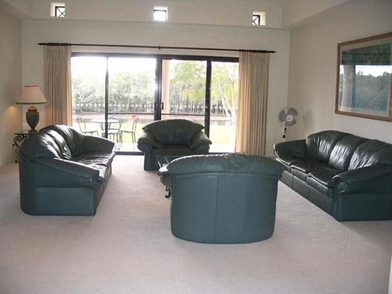 Hope Island QLD 4212