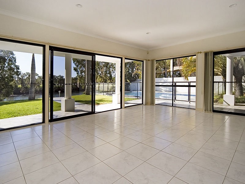 Hope Island QLD 4212