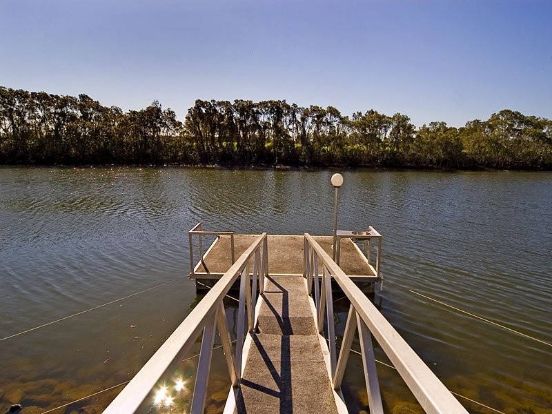 Hope Island QLD 4212