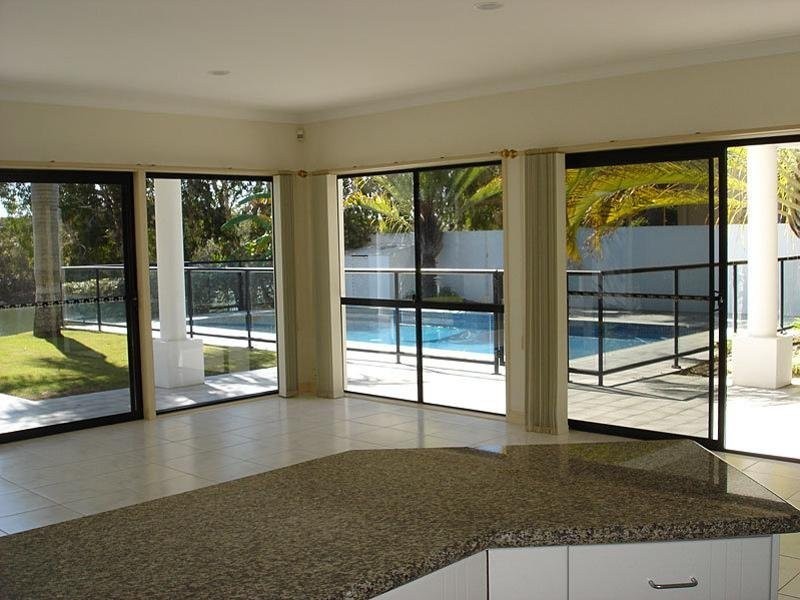 Hope Island QLD 4212