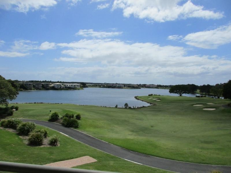 Hope Island QLD 4212