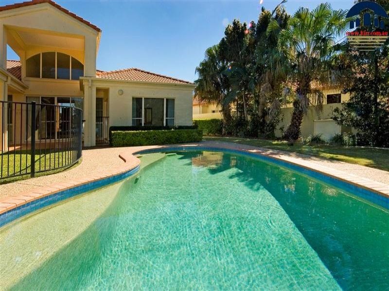 3172 Riverleigh Drive, Hope Island QLD 4212