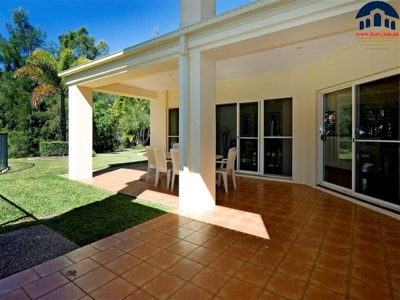 3172 Riverleigh Drive, Hope Island QLD 4212