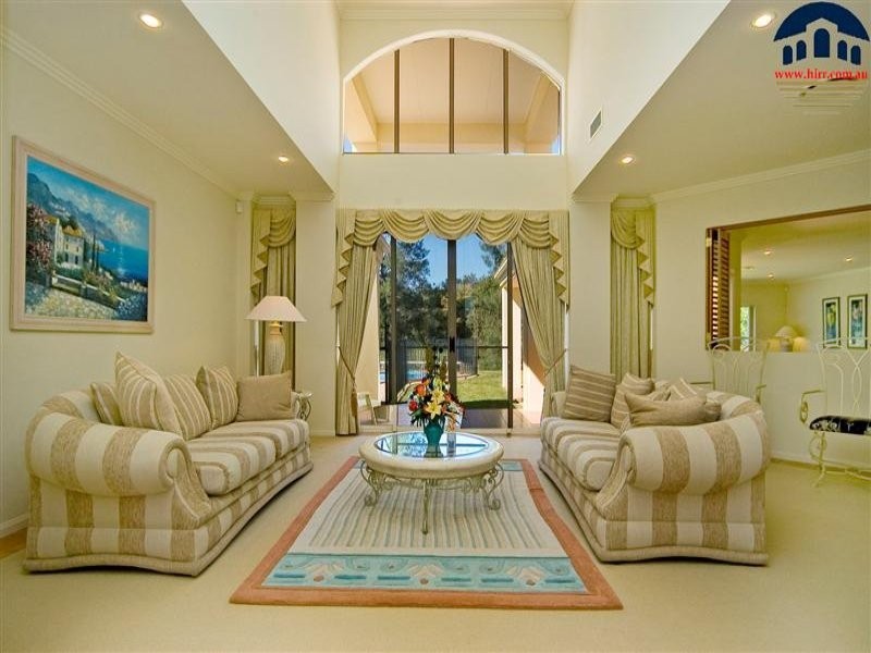 3172 Riverleigh Drive, Hope Island QLD 4212