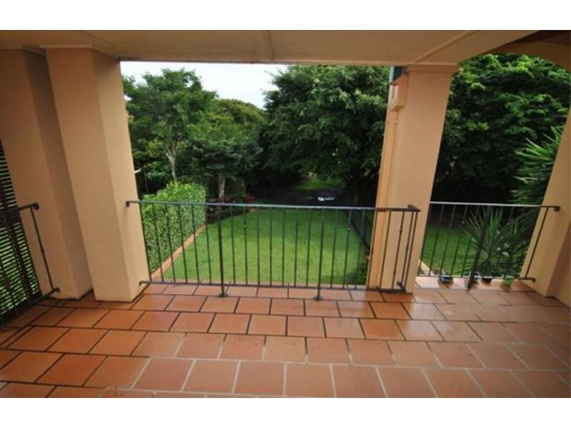 Hope Island QLD 4212