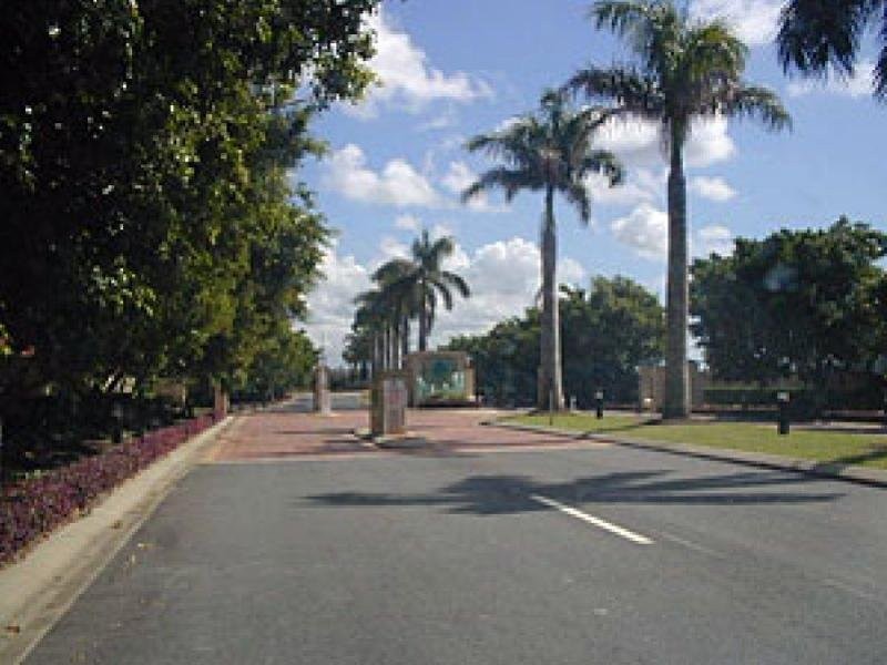 Hope Island QLD 4212