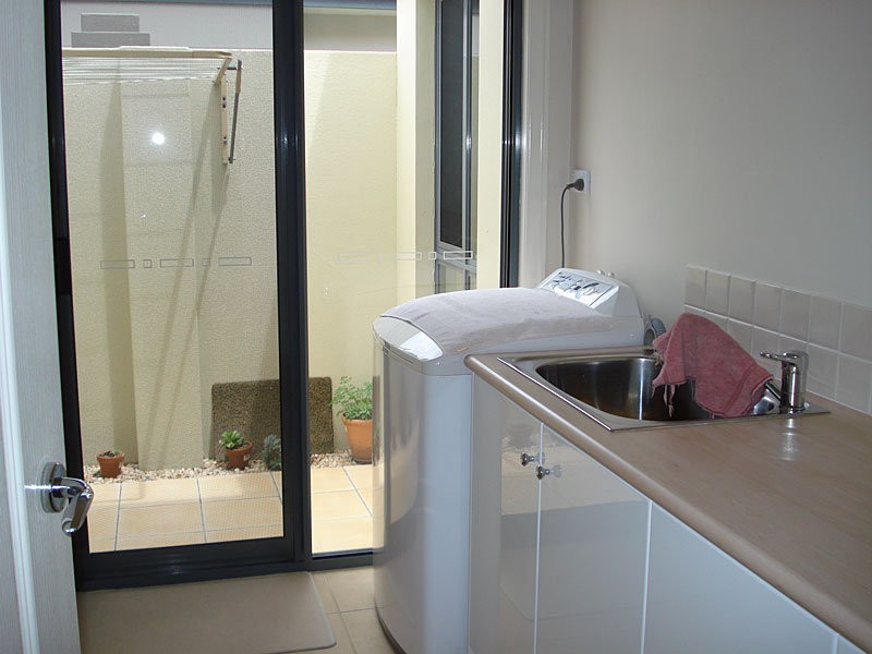 Hope Island QLD 4212