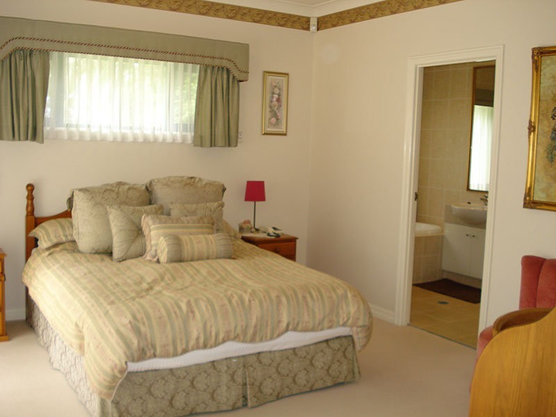 Hope Island QLD 4212