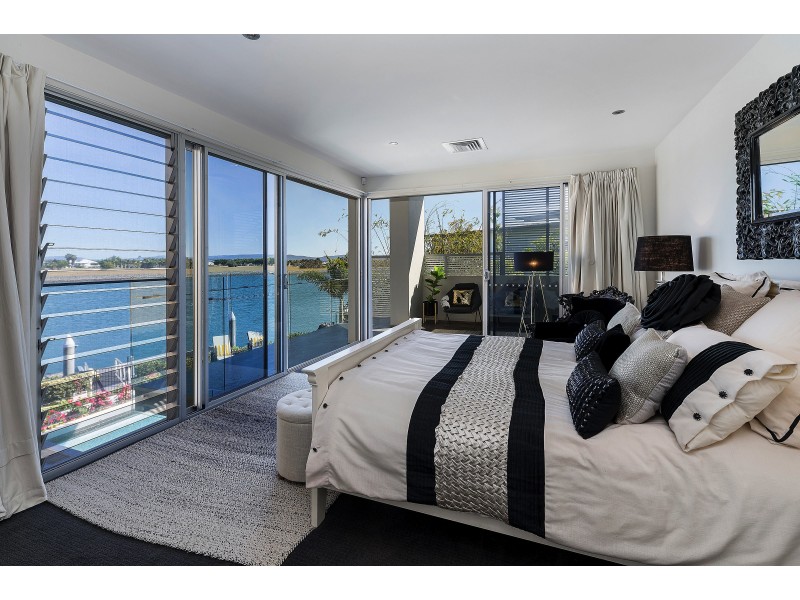 78 Marina Pde, Jacobs Well QLD 4208