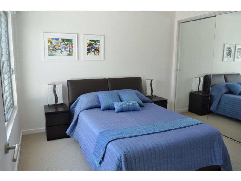 7520 Springfield Drive, Hope Island QLD 4212