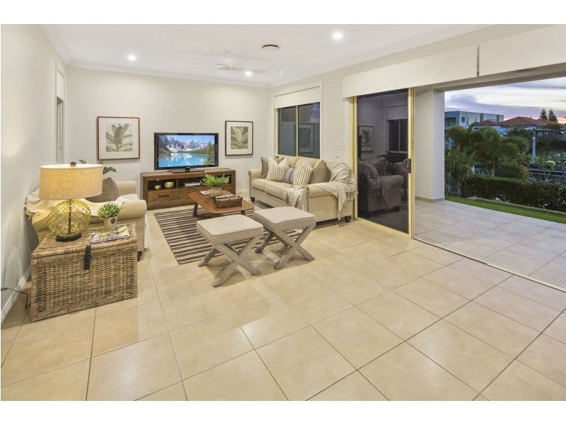 Hope Island QLD 4212