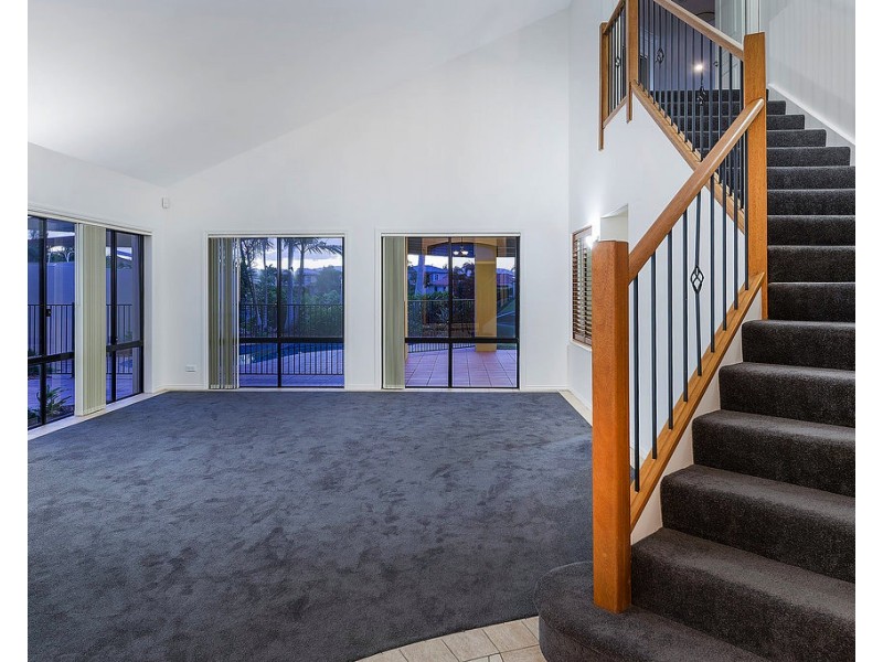 2131 Carlton Dr, Hope Island QLD 4212