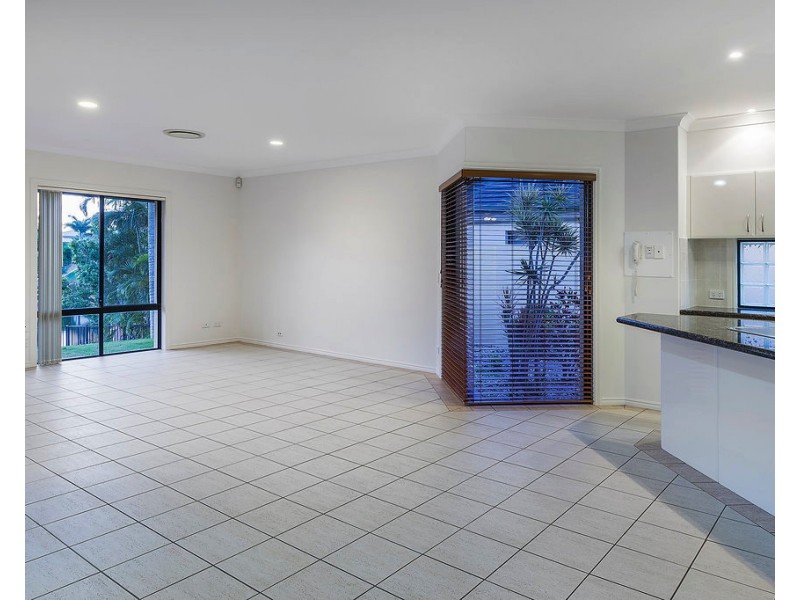 2131 Carlton Dr, Hope Island QLD 4212