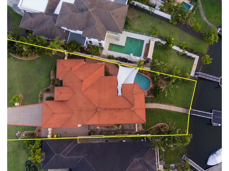 2131 Carlton Dr, Hope Island QLD 4212