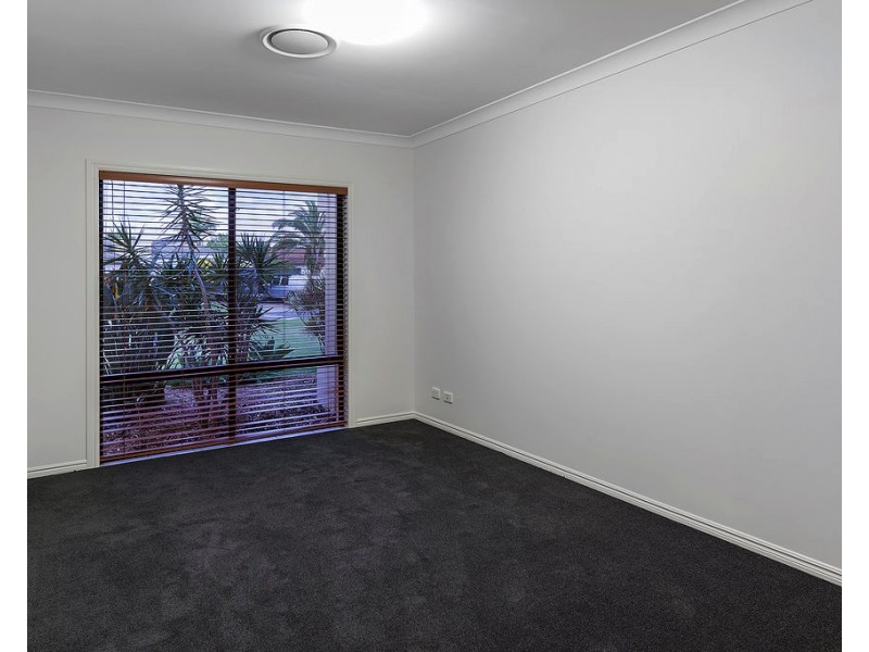 2131 Carlton Dr, Hope Island QLD 4212