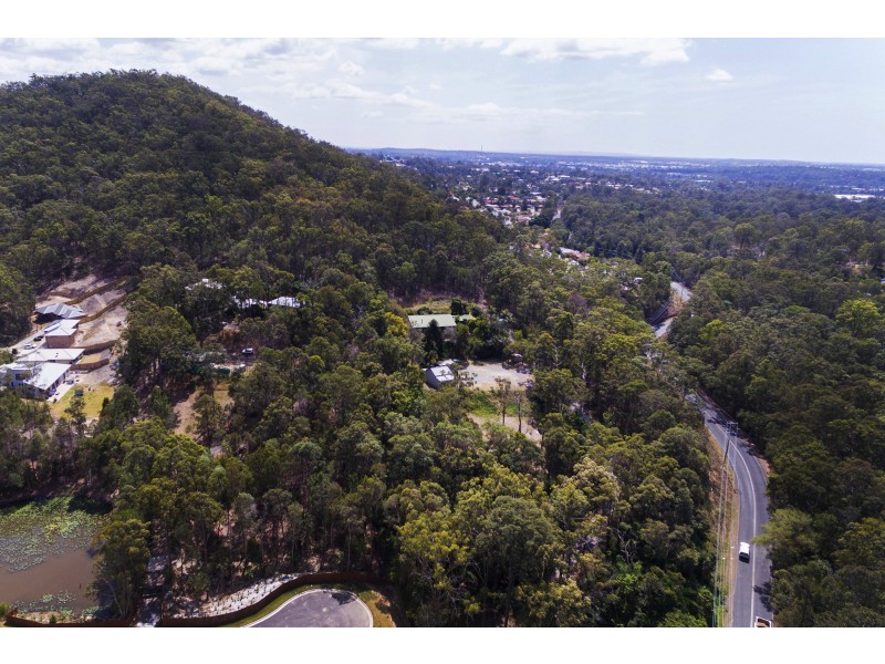 266 Kopps Rd, Oxenford QLD 4210