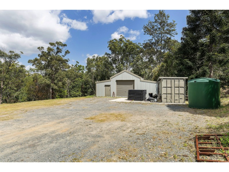 266 Kopps Rd, Oxenford QLD 4210