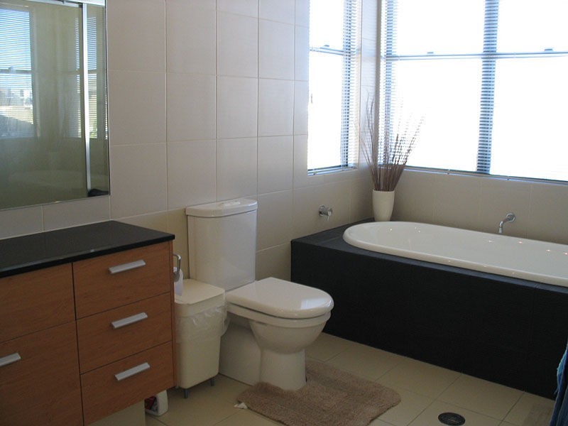 Hope Island QLD 4212