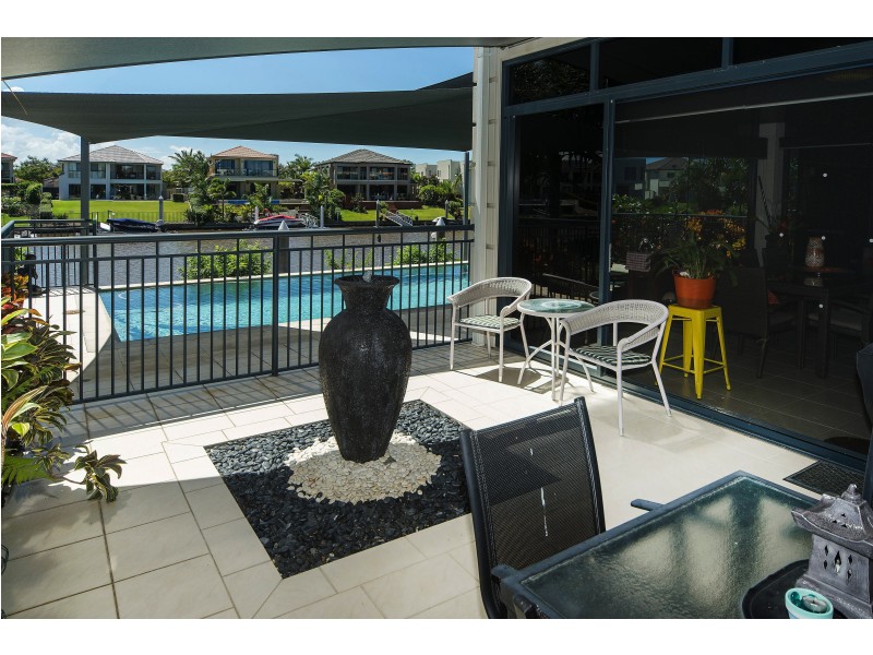 2159 Beaufort Way, Hope Island QLD 4212