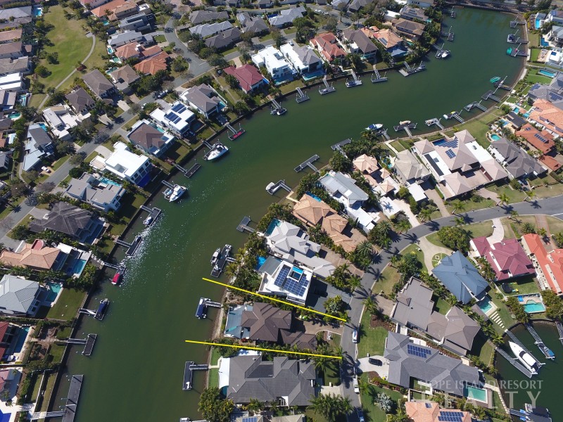 2159 Beaufort Way, Hope Island QLD 4212