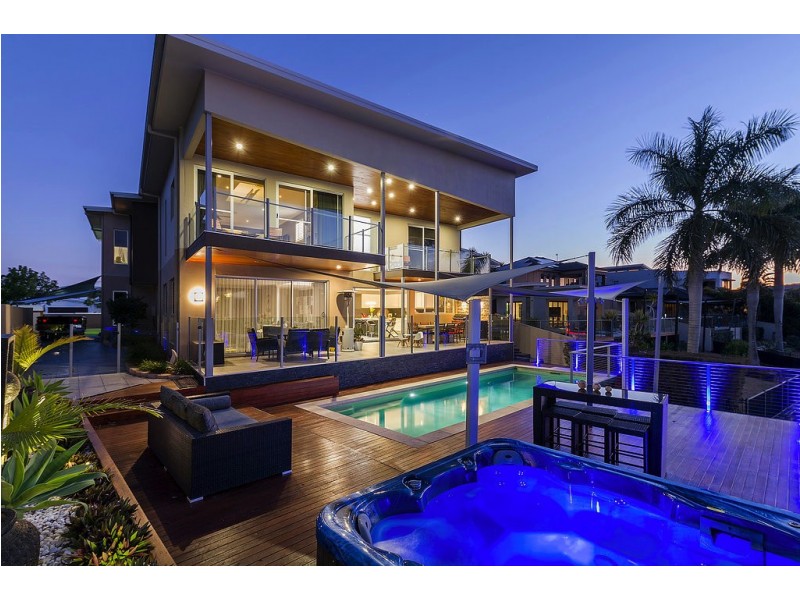 46 Coomera Ct, Helensvale QLD 4212
