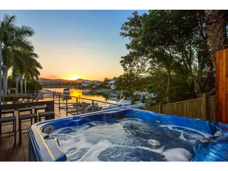 46 Coomera Ct, Helensvale QLD 4212
