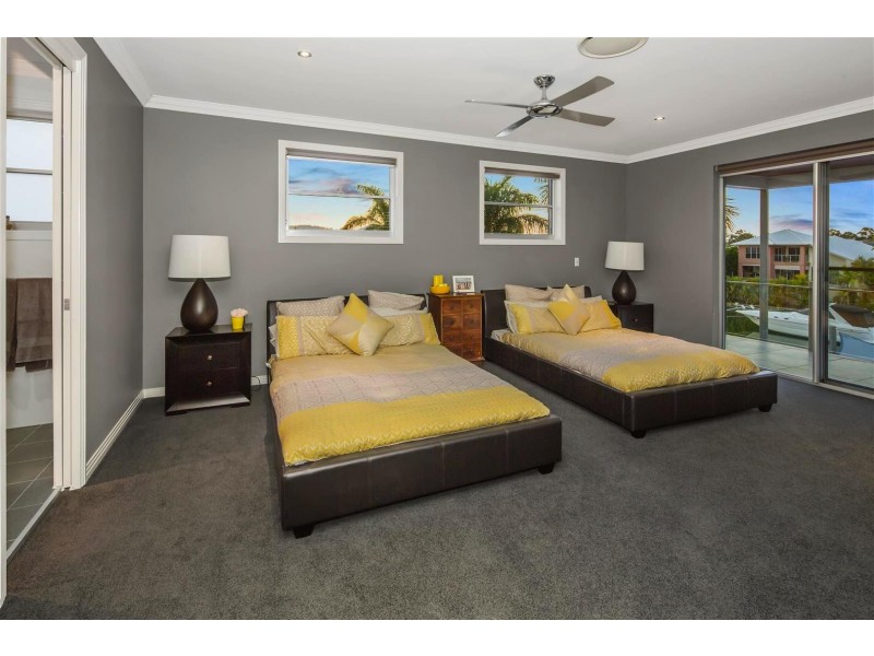 46 Coomera Ct, Helensvale QLD 4212
