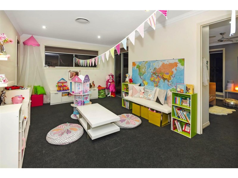 46 Coomera Ct, Helensvale QLD 4212