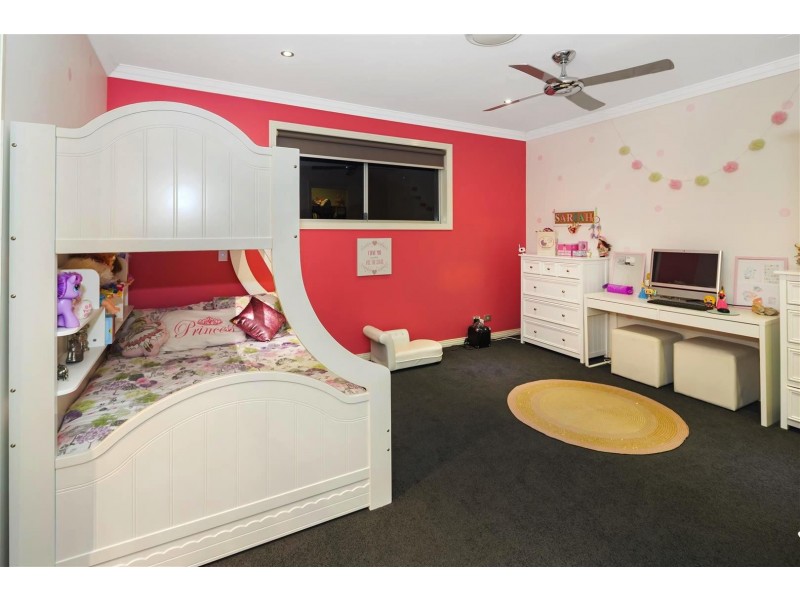 46 Coomera Ct, Helensvale QLD 4212