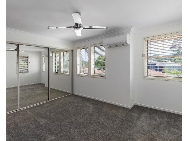 8139 Magnolia Drive West, Hope Island QLD 4212