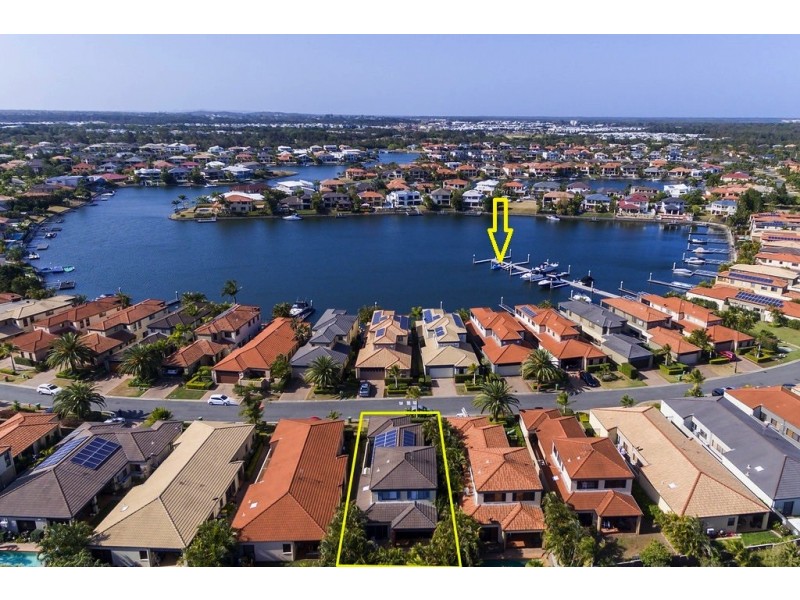 539 Oyster Cove Prom, Helensvale QLD 4212